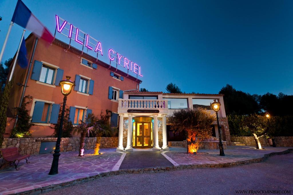 Villa Cyriel Contes  Luaran gambar