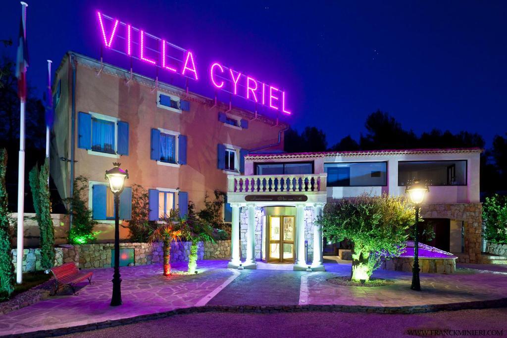 Villa Cyriel Contes  Luaran gambar
