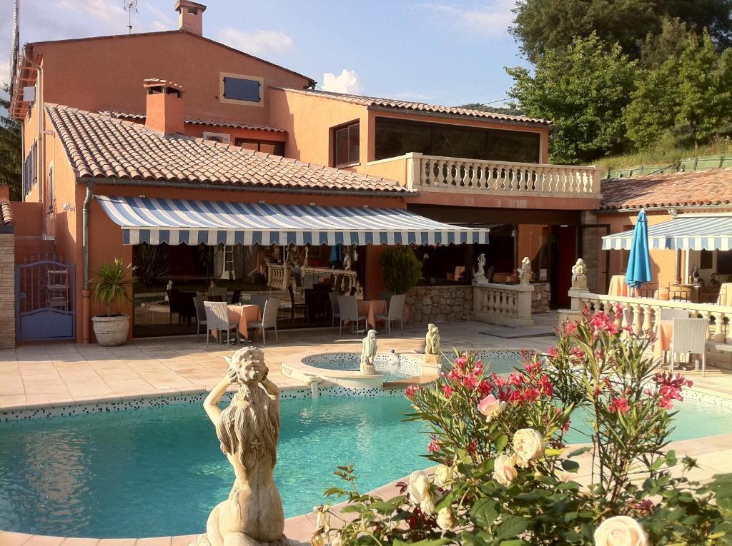 Villa Cyriel Contes  Luaran gambar